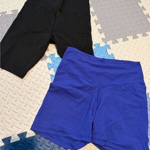 Meternity clothes bundle!! Size ranges from 4, and small - large